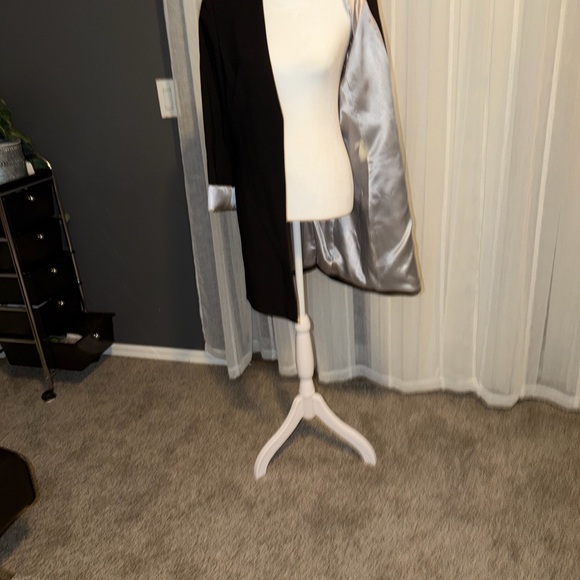 Calvin Klein Black Jacket with White Lining - Picture 9 of 9